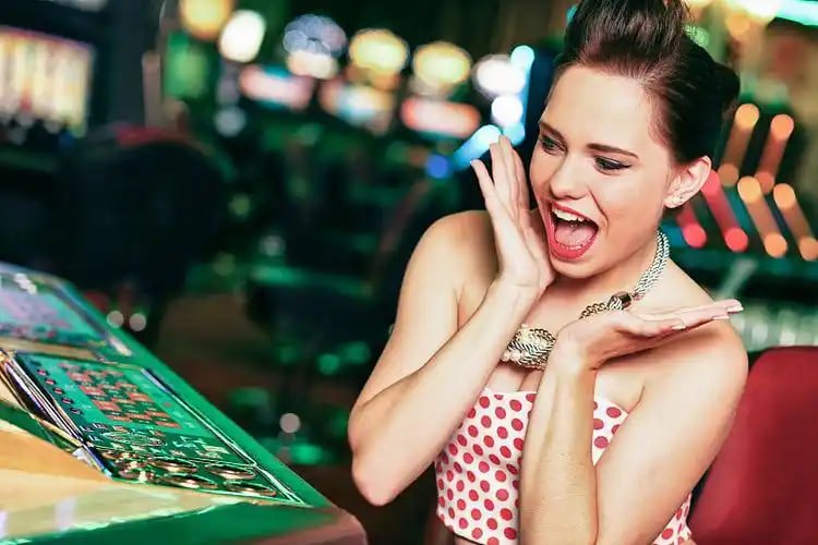 bm39 slot Sports Betting APP မြန်မာ ကစားသမား Sepak Takraw ဖတ်ဘောပြိုင်ပွဲ Live Betting ကြည့်ရှုနေသောမြင်ကွင်း